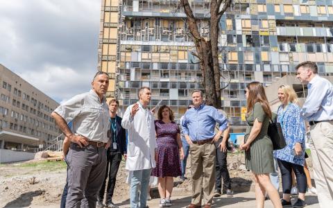 Rep. Panetta visits Okhmatdyt Children’s Hospital which was hit by Russian cruise missiles.