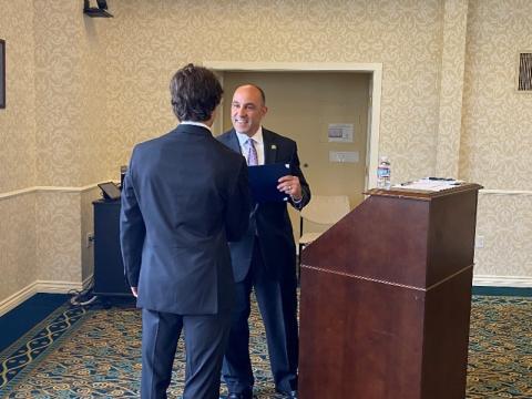 Panetta shakes hands with nominee