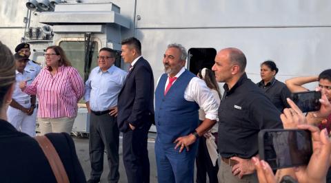 Congressman Panetta and the Congressional Delegation aboard the INS Surat, Western Command, Mumbai